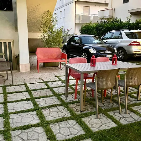 A Casa Di Lili - A Due Passi Dal Mare Apartment